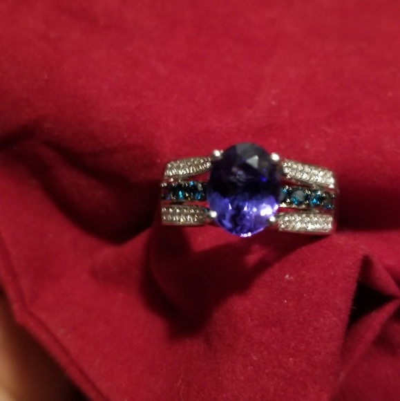 Tanzanite and diamond Ring - Picture 5 of 6